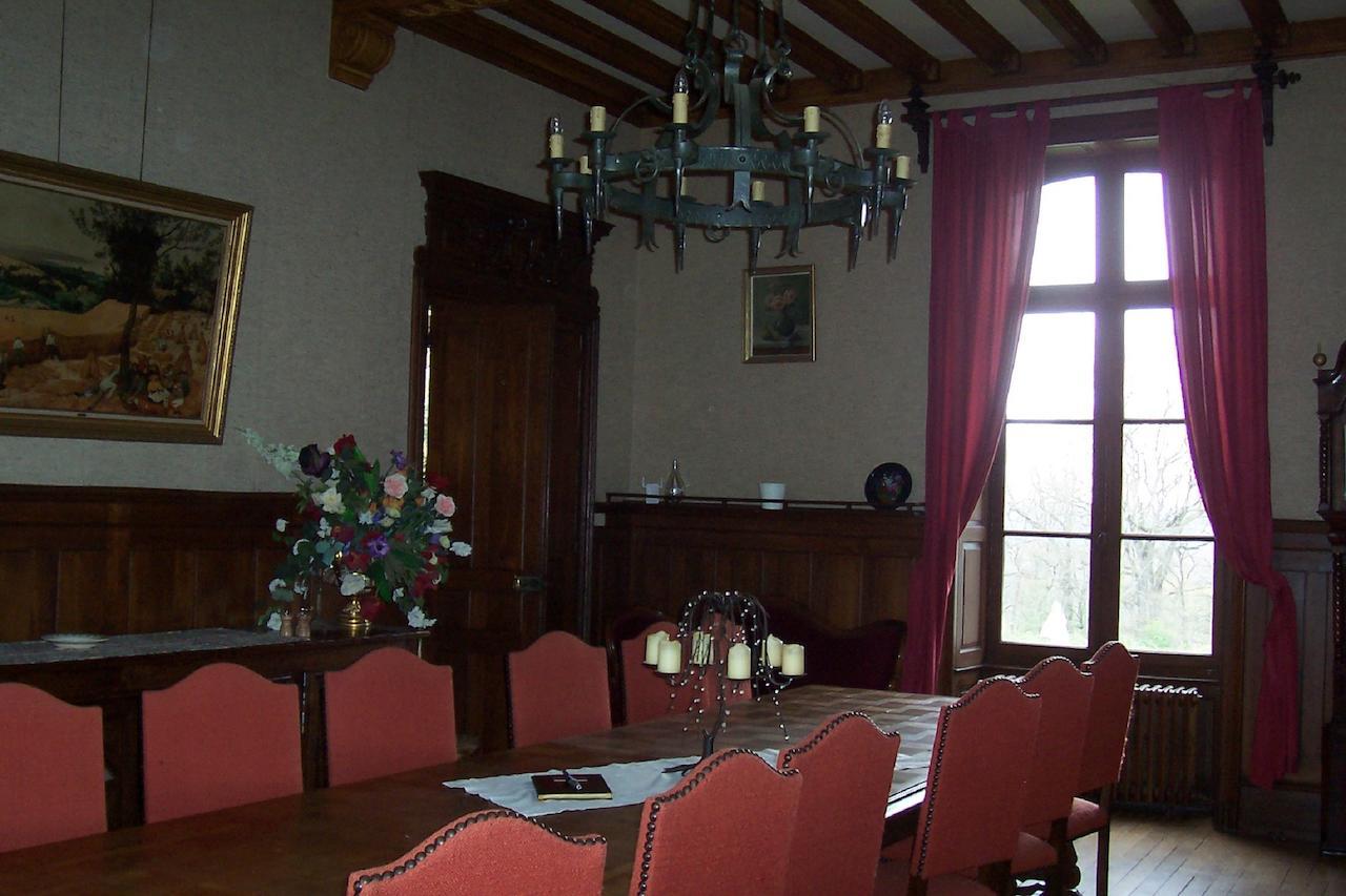 Bed and Breakfast Chateau Champigny Maillet  Экстерьер фото